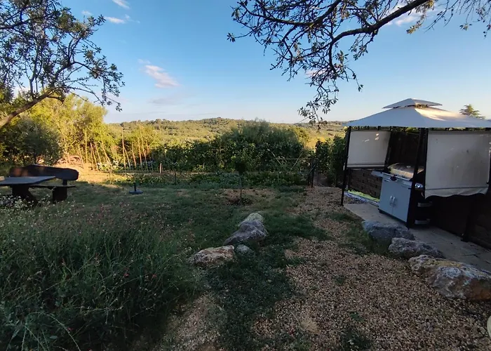 Plf Holidays 度假居