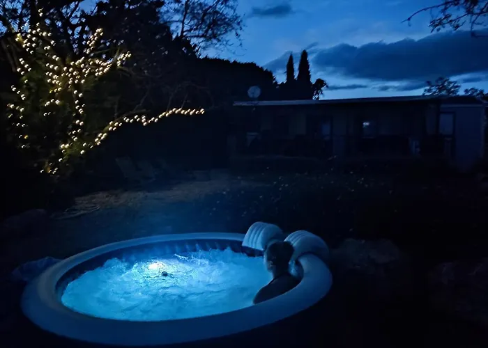 Plf Holidays * Corneilhan